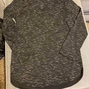 Merona Long Sleeve Black Patterned Shirt size M